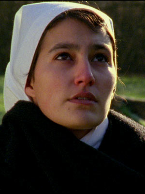 Affiche du court métrage L’ Appel () de Cécile Mavet. Voir L’ Appel en streaming / torrent sur meilleurs-films.fr