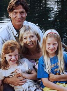 Affiche du film L’Enfant de mon coeur (2002) de Helmut Förnbacher. Voir L’Enfant de mon coeur en streaming / torrent sur meilleurs-films.fr