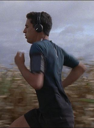 Affiche du film L’Été nucléaire (2022) de Gaël Lépingle. Voir L’Été nucléaire en streaming / torrent sur meilleurs-films.fr