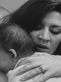 Affiche du film La Brique et le miroir (1964) de Ebrahim Golestan. Voir La Brique et le miroir en streaming / torrent sur meilleurs-films.fr