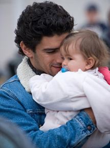 Affiche du film La crèche des hommes (2011) de Hervé Brami. Voir La crèche des hommes en streaming / torrent sur meilleurs-films.fr