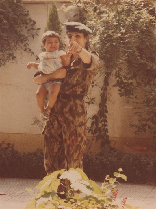 Affiche du film La Maison silencieuse (2022) de Mohammadreza Jurabchian. Voir La Maison silencieuse en streaming / torrent sur meilleurs-films.fr