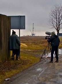 Affiche du film La Malédiction du gaz de Schiste (2013) de Lech Kowalski Affiche du film La Malédiction du gaz de Schiste (2013) de Lech Kowalski. Voir La Malédiction du gaz de Schiste en streaming / torrent sur meilleurs-films.fr