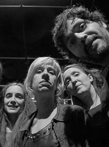 Affiche du film La Trajectoire du homard (2017) de Vincent Giovanni,Igor Mendjisky,. Voir La Trajectoire du homard en streaming / torrent sur meilleurs-films.fr