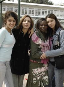 Affiche du film La Vie par les bords (2005) de Fabrice Cazeneuve,François Bon,. Voir La Vie par les bords en streaming / torrent sur meilleurs-films.fr