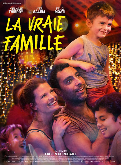 Affiche du film La Vraie famille (2022) de Fabien Gorgeart Affiche du film La Vraie famille (2022) de Fabien Gorgeart. Voir La Vraie famille en streaming / torrent sur meilleurs-films.fr