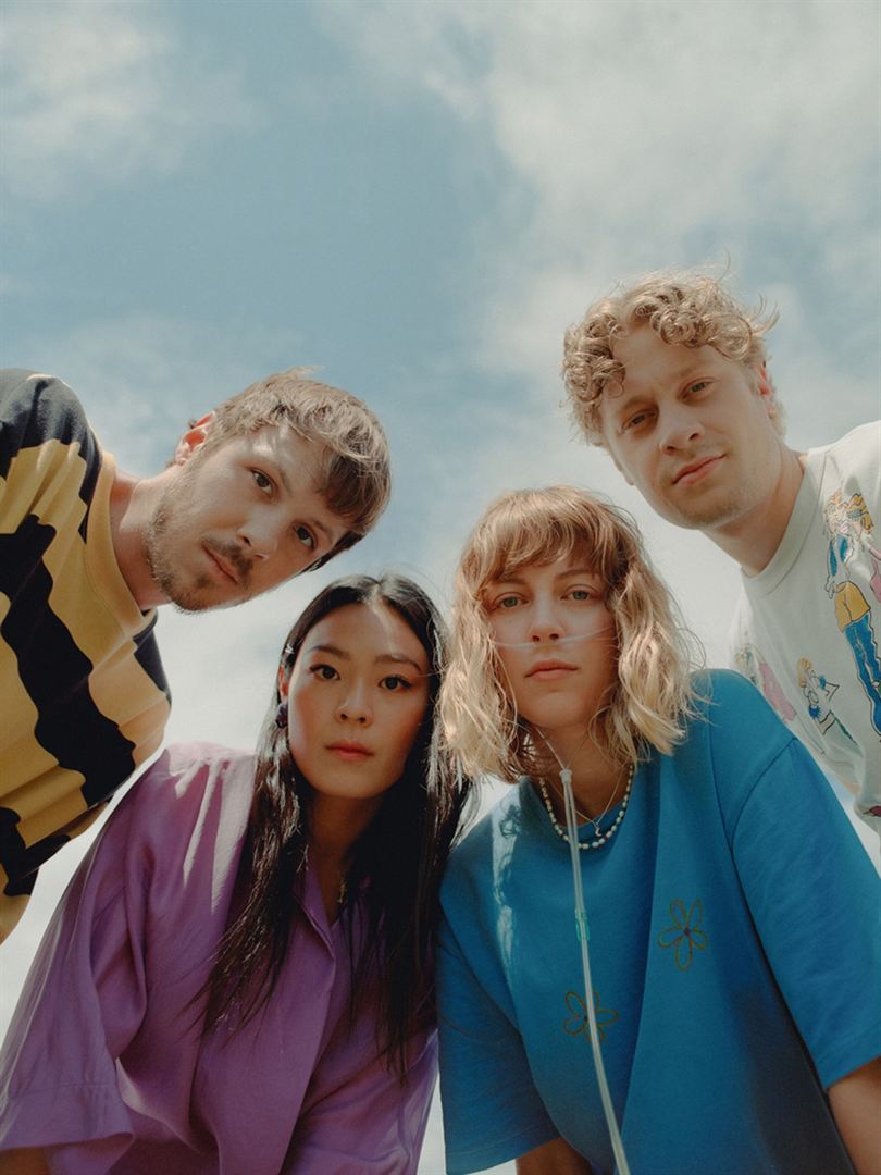 Affiche de la série L’air d’aller (2023) de Jean-Christophe Réhel. Voir L’air d’aller en streaming / torrent sur meilleurs-films.fr