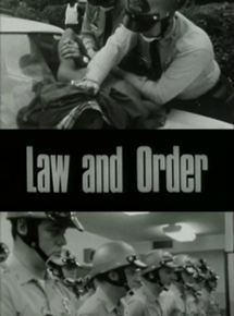 Affiche du film Law and Order (1969) de Frederick Wiseman. Voir Law and Order en streaming / torrent sur meilleurs-films.fr