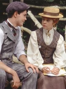 Affiche du film Le bonheur au bout du chemin II (1987) de Kevin Sullivan. Voir Le bonheur au bout du chemin II en streaming / torrent sur meilleurs-films.fr