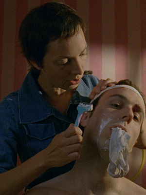 Affiche du court métrage Le Lien (2010) de Jonathan Desoindre. Voir Le Lien en streaming / torrent sur meilleurs-films.fr