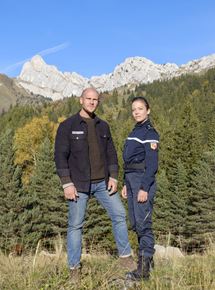 Affiche du film Le Pont des oubliés (2019) de Thierry Binisti. Voir Le Pont des oubliés en streaming / torrent sur meilleurs-films.fr