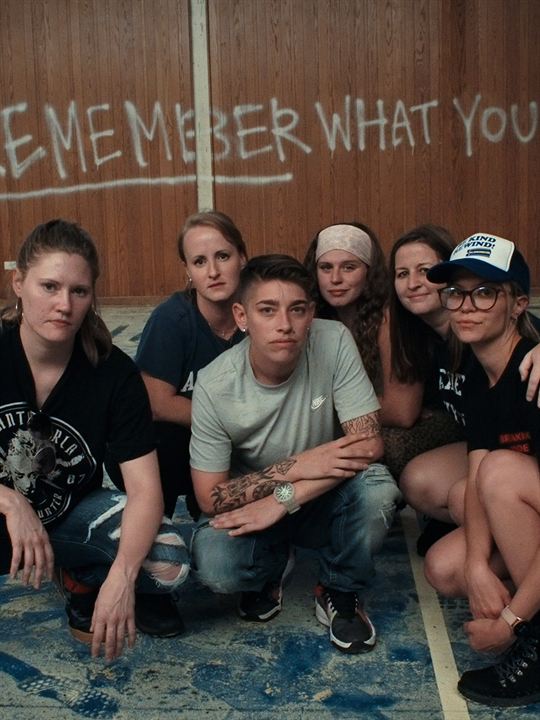 Affiche de la série Le Programme : Sectes, mensonges et enlèvements (2024) de . Voir Le Programme : Sectes, mensonges et enlèvements en streaming / torrent sur meilleurs-films.fr