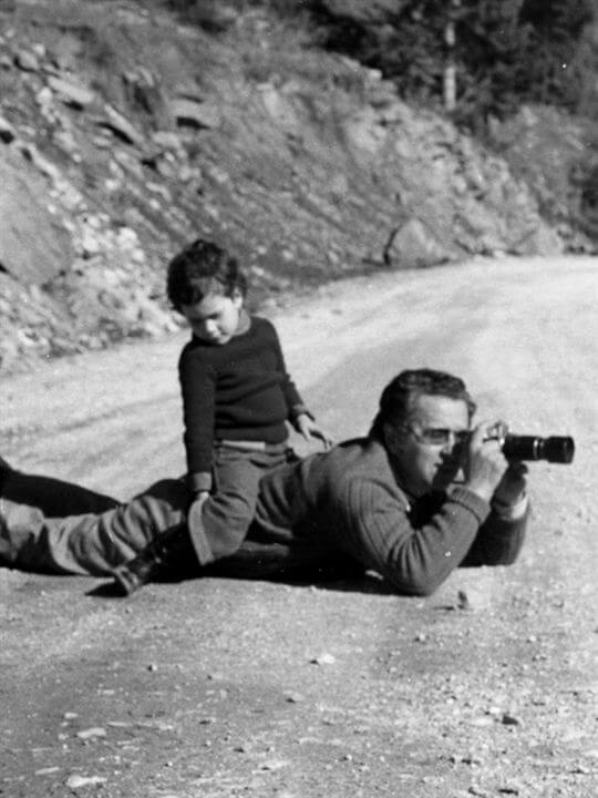 Affiche du film Le Studio de mon père (2023) de Kalliopi Legaki. Voir Le Studio de mon père en streaming / torrent sur meilleurs-films.fr