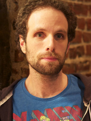 Affiche du court métrage Le Syndrome du cornichon () de Géraldine Doignon. Voir Le Syndrome du cornichon en streaming / torrent sur meilleurs-films.fr