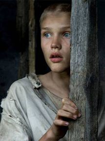 Affiche du film Le Visiteur (2009) de J.-P. Valkeapää. Voir Le Visiteur en streaming / torrent sur meilleurs-films.fr