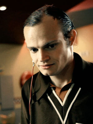 Affiche du court métrage Léo l’impassible (2010) de Nicolas Apicella. Voir Léo l’impassible en streaming / torrent sur meilleurs-films.fr