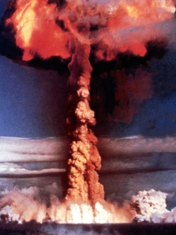 Affiche du court métrage Les Bons baisers de Mururoa (2018) de Larbi Benchiha Affiche du court métrage Les Bons baisers de Mururoa (2018) de Larbi Benchiha. Voir Les Bons baisers de Mururoa en streaming / torrent sur meilleurs-films.fr