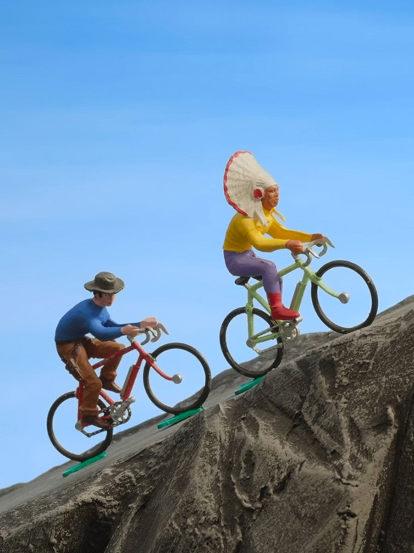 Affiche du film Les Grandes vacances de cowboy et indien (2021) de Stéphane Aubier. Voir Les Grandes vacances de cowboy et indien en streaming / torrent sur meilleurs-films.fr