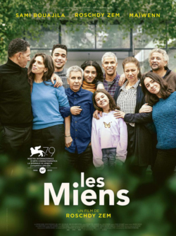 Affiche du film Les Miens (2022) de Roschdy Zem.