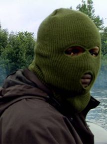 Affiche du film Les prochains rois du pétrole (2013) de Rachel Boynton. Voir Les prochains rois du pétrole en streaming / torrent sur meilleurs-films.fr