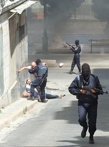 Affiche du film Let Them Come (2015) de Salem Brahimi. Voir Let Them Come en streaming / torrent sur meilleurs-films.fr