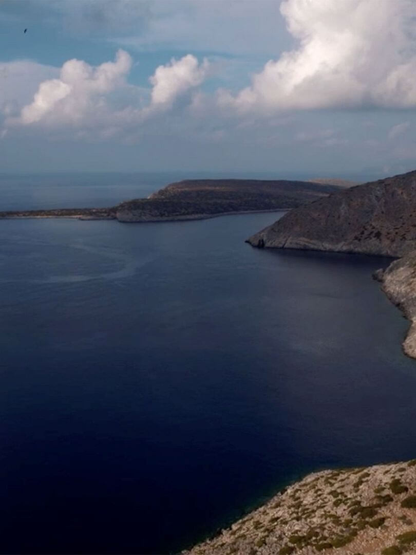 Affiche du film L’Etat d’Egée (2024) de . Voir L’Etat d’Egée en streaming / torrent sur meilleurs-films.fr