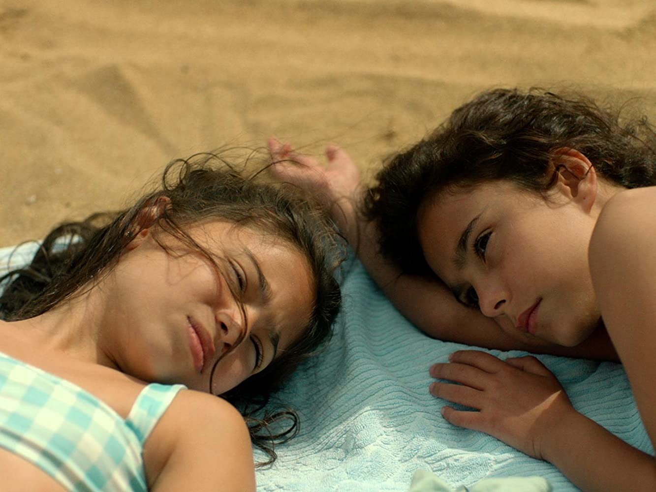 Affiche du court métrage Ma sœur aînée (2019) de Burcu Aykar. Voir Ma sœur aînée en streaming / torrent sur meilleurs-films.fr