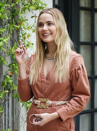 Affiche de la série Maggie (2022) de Justin Adler. Voir Maggie en streaming / torrent sur meilleurs-films.fr