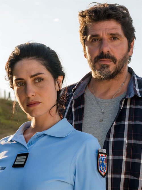 Affiche du film Mauvaises graines (2021) de Thierry Petit. Voir Mauvaises graines en streaming / torrent sur meilleurs-films.fr