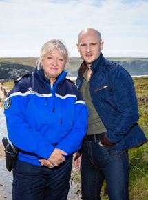 Affiche du film Meurtres À Belle-Île (2019) de Marwen Abdallah. Voir Meurtres À Belle-Île en streaming / torrent sur meilleurs-films.fr