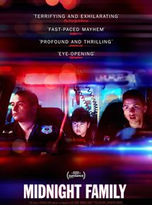 Affiche du film Midnight Family (2019) de Luke Lorentzen. Voir Midnight Family en streaming / torrent sur meilleurs-films.fr