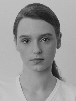 Affiche du film Moi, Christiane F., droguée, prostituée – Une génération perdue (2021) de Claire Laborey Affiche du film Moi, Christiane F., droguée, prostituée – Une génération perdue (2021) de Claire Laborey. Voir Moi, Christiane F., droguée, prostituée – Une génération perdue en streaming / torrent sur meilleurs-films.fr