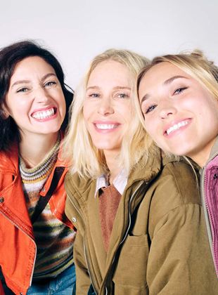 Affiche du film Mon héroïne (2022) de Fadette Drouard. Voir Mon héroïne en streaming / torrent sur meilleurs-films.fr