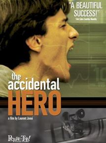 Affiche du film Petit homme (2002) de Laurent Jaoui. Voir Petit homme en streaming / torrent sur meilleurs-films.fr