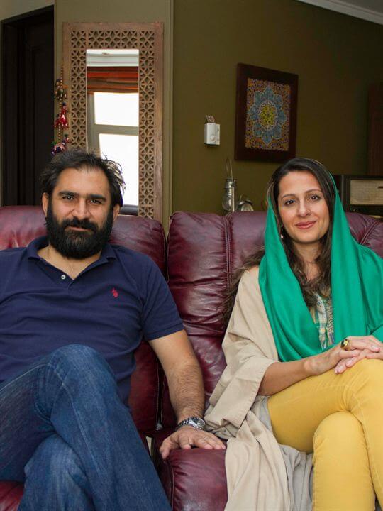 Affiche du film Placement ou Déplacement (2021) de Parisa Gorgin. Voir Placement ou Déplacement en streaming / torrent sur meilleurs-films.fr