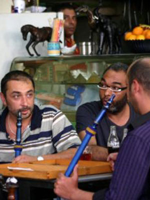 Affiche du court métrage Pyramids of Athens () de Maria Zavakou Affiche du court métrage Pyramids of Athens () de Maria Zavakou. Voir Pyramids of Athens en streaming / torrent sur meilleurs-films.fr