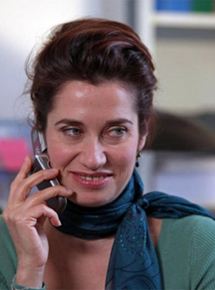 Affiche du film Quand l’amour s’emmêle (TV) (2010) de Claire de La Rochefoucauld. Voir Quand l’amour s’emmêle (TV) en streaming / torrent sur meilleurs-films.fr