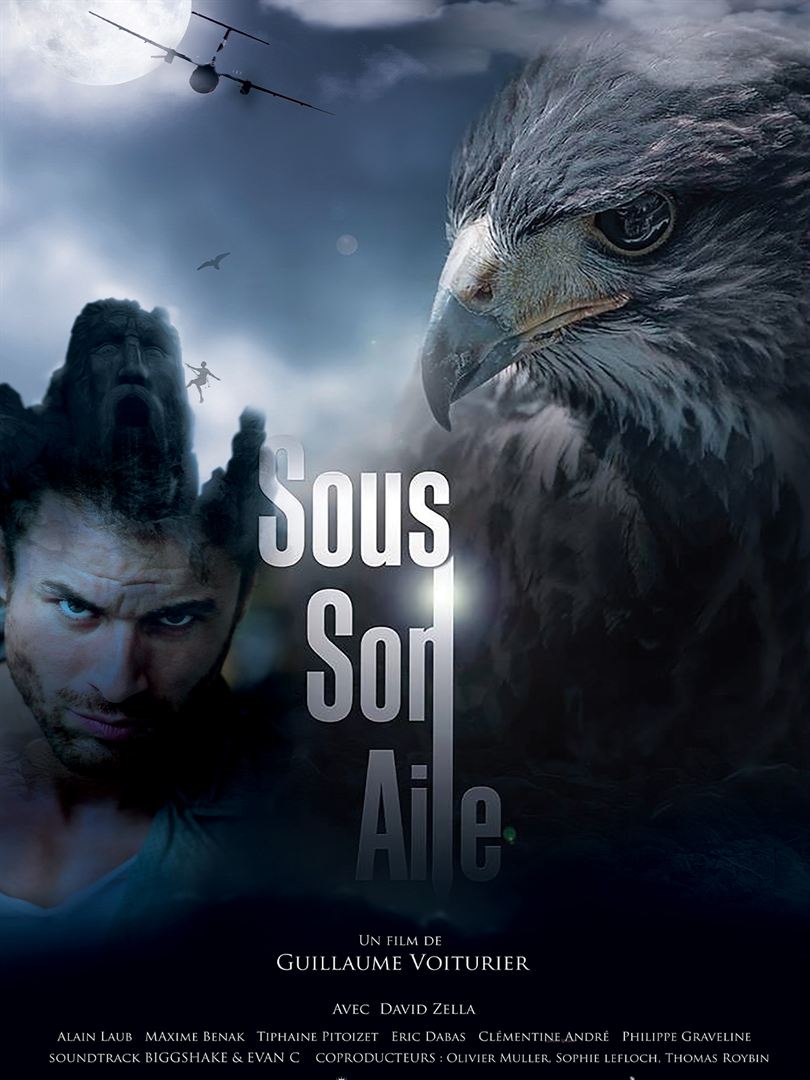Affiche du court métrage Sous son aile (2019) de Guillaume Voiturier. Voir Sous son aile en streaming / torrent sur meilleurs-films.fr
