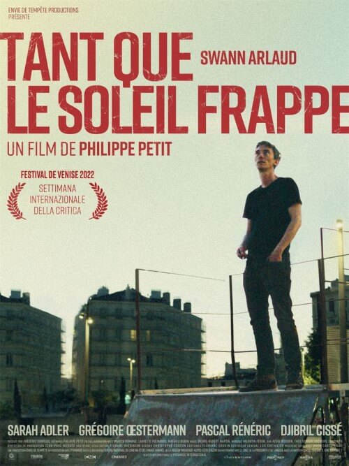 Affiche du film Tant que le soleil frappe (2023) de Marcia Romano Affiche du film Tant que le soleil frappe (2023) de Marcia Romano. Voir Tant que le soleil frappe en streaming / torrent sur meilleurs-films.fr