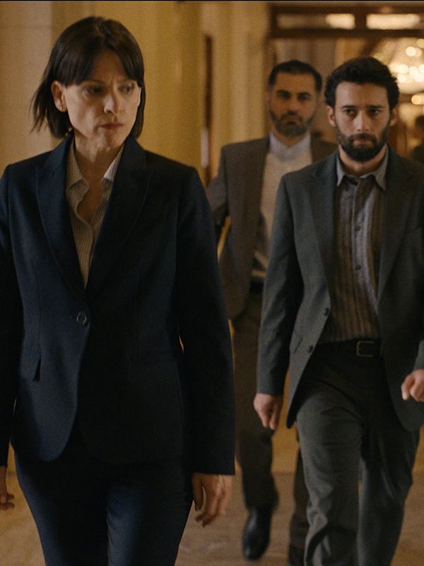 Affiche de la série The Deal (2025) de Affiche de la série The Deal (2025) de . Voir The Deal en streaming / torrent sur meilleurs-films.fr