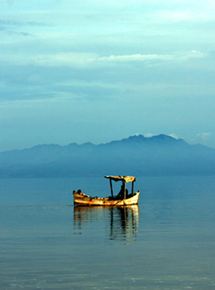 Affiche du film The White Meadows (2009) de Mohammad Rasoulof Affiche du film The White Meadows (2009) de Mohammad Rasoulof. Voir The White Meadows en streaming / torrent sur meilleurs-films.fr