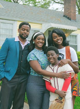 Affiche de la série The Wonder Years (2021) (2021) de Neal Marlens. Voir The Wonder Years (2021) en streaming / torrent sur meilleurs-films.fr