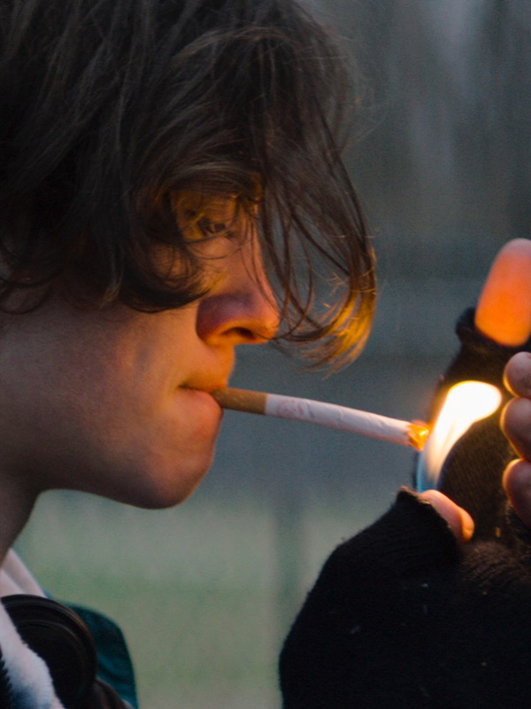 Affiche du court métrage Too Cool for School () de Kevin Phillips. Voir Too Cool for School en streaming / torrent sur meilleurs-films.fr