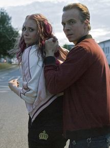 Affiche du film Trugspur – Der Usedom-Krimi (2017) de Jochen Alexander Freydank. Voir Trugspur – Der Usedom-Krimi en streaming / torrent sur meilleurs-films.fr