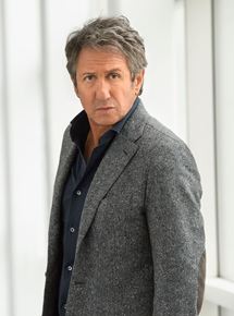 Affiche du film Un mauvais garçon (2018) de Xavier Durringer. Voir Un mauvais garçon en streaming / torrent sur meilleurs-films.fr