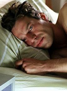 Affiche du film Un petit air de déjà vu (2004) de Dennis Satin. Voir Un petit air de déjà vu en streaming / torrent sur meilleurs-films.fr