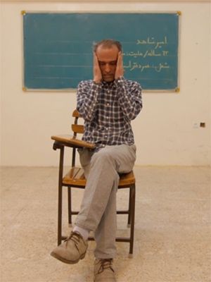 Affiche du film Un pin, cent moineaux (2021) de . Voir Un pin, cent moineaux en streaming / torrent sur meilleurs-films.fr