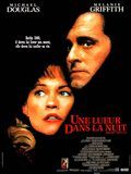 Affiche du film Une lueur dans la nuit (1992) de David Seltzer. Voir Une lueur dans la nuit en streaming / torrent sur meilleurs-films.fr