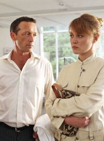 Affiche du film Une sage-femme au grand coeur (TV) (2008) de John Delbridge Affiche du film Une sage-femme au grand coeur (TV) (2008) de John Delbridge. Voir Une sage-femme au grand coeur (TV) en streaming / torrent sur meilleurs-films.fr