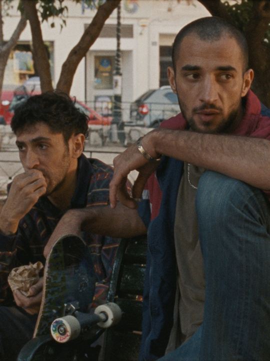 Affiche du film Vers un pays inconnu (2024) de Mahdi Fleifel Affiche du film Vers un pays inconnu (2024) de Mahdi Fleifel. Voir Vers un pays inconnu en streaming / torrent sur meilleurs-films.fr